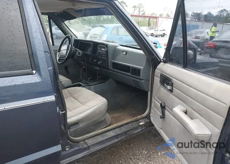1996 Jeep Cherokee Se из США, поврежденный, VIN 1J4FJ28S5TL129065